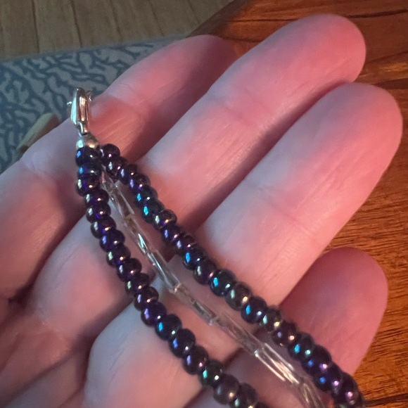 Beaded necklace, bracelet and earring set - Picture 5 of 5